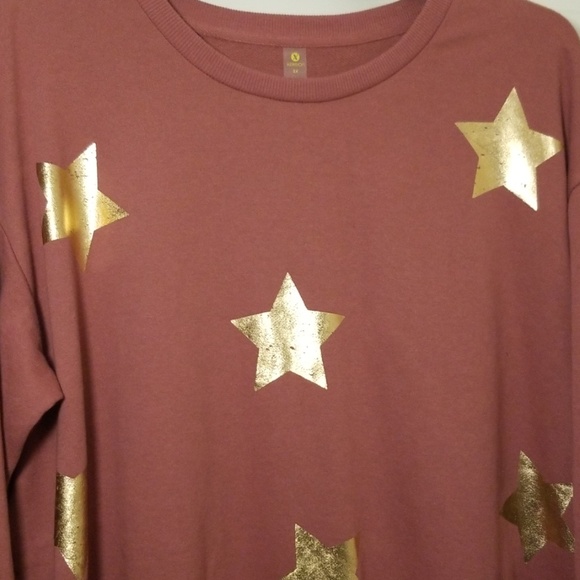 🍃🌺BUYONEGETONE $5 Sweatshirts Metallic Stars🌺🍃 - Picture 5 of 8